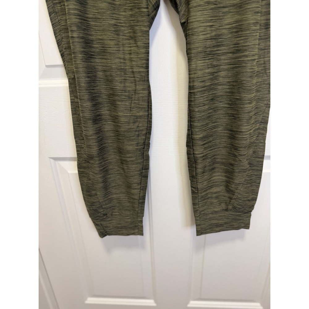 🌿 Women’s Soft Knit Joggers – All In Motion – Heathered Olive Green – 1X – NWT - Picture 3 of 5